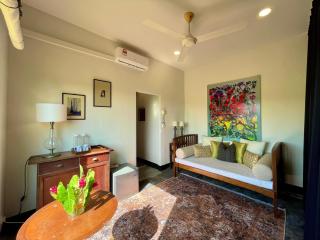 Rumah Cermin - 4