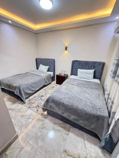 New modern apartment front of citystars - 4