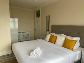 262 Ocean Manor - 8