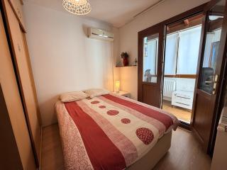 Duriye s House Cozy House with Garden in Urla - 1