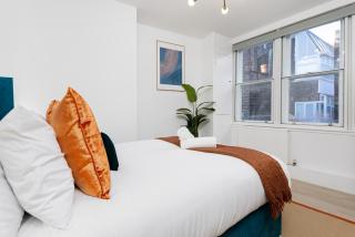 Flatzy City Centre Retreat Sleeps 8 2 baths - 7