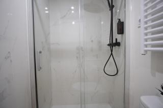 Estudio 3 Juan Boscan Madrid Hot Tub & Arcade - 5