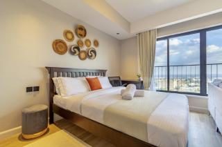 Altura Residences, 26th floor with rooftop pool , City views, Ngonghills View - 1