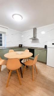 A casa dos avós - Spacious house with garage in Noia - 4