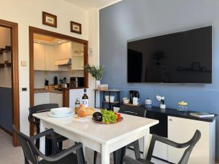 Casa Lago Blu - A Due Passi Dal Lago - ItalyWeGo - 1