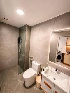 Majestic Residence Twin Tower View - 3