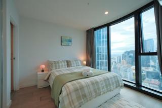 Premium 3BR CBD Apt Prime Location - 6