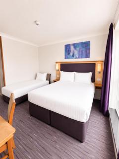 The Willen Lodge Hotel - 1