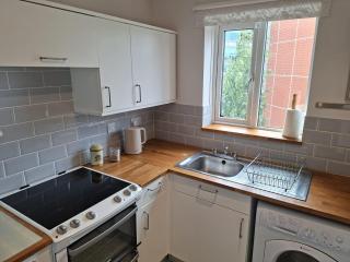 Tiffany Court by Cliftonvalley Apartments with Free Parking - 5