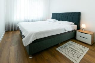 Apartment J - 3