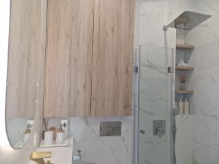 Apartment Marbél - Designer Retreat with FREE parking - 4