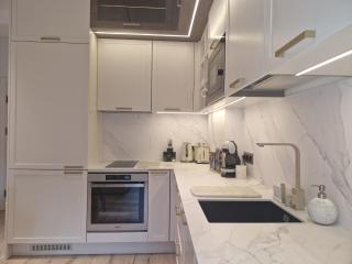 Apartment Marbél - Designer Retreat with FREE parking - 3
