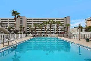 609 Surf Dweller by Alicia Hollis Realtor Rentals - Open March 16th Week - 5