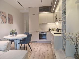 Apartment Marbél - Designer Retreat with FREE parking - Burgas - 6
