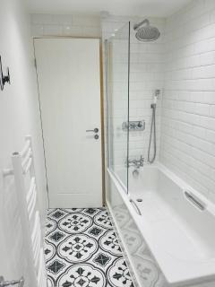 Stunning newly renovated cottage - 1