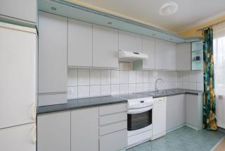 Cozy Apartment for 4 People with Swimming Pool and Tennis Court by Noclegi Renters - 8