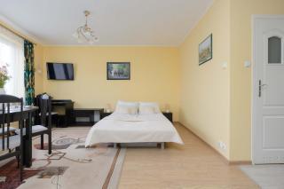 Cozy Apartment for 4 People with Swimming Pool and Tennis Court by Noclegi Renters - 2