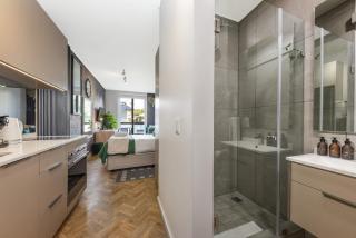 Your Rosebank HQ- Chic Studio-Steps from Gautrain - 5
