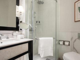 Raffles Hotel Le Royal - 3