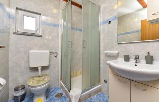 House Lucano 2424 - 5