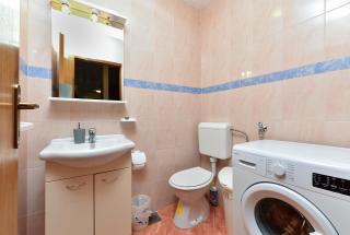 House Lucano 2424 - 4