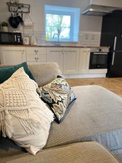 Plum Tree Cottage - 9
