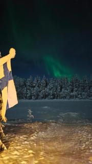 Lapland Aurora Riverside - 8
