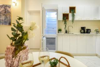 Cismigiu Central Apartments - Urban Comfort with a Stylish Touch - 4