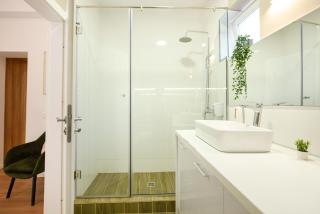 Cismigiu Central Apartments - Urban Comfort with a Stylish Touch - 5