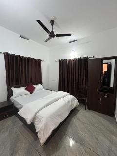 Naise villa - 1