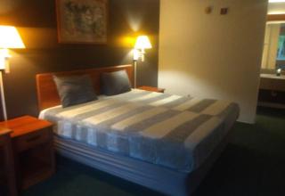 King Bed Hotel Studio 001 - 3