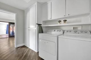 Spacious Home Sleeps 20 with Heated Pool HotTub by Stockyards DFW - 2