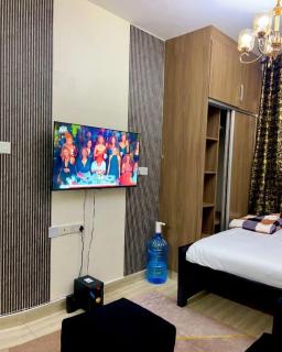Amani Vacation Homes, Fedha - 5