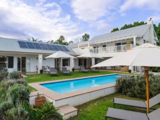 Explorer Guesthouse - 3