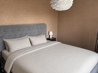 Guestly Homes - 4BR Modern Villa in Luleå - 1