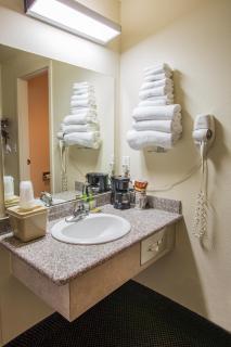 Cedars Inn - 3