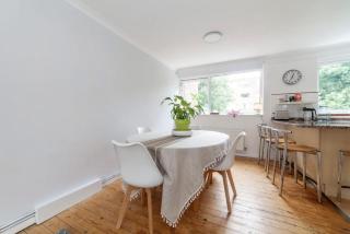 Peaceful Renovated 5BDR house wgarden - Londres - 8