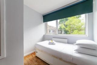 Peaceful Renovated 5BDR house wgarden - Londres - 2