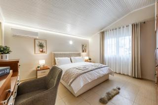 Loen Spacious Seaside Apartment 3BR Free Parking by PikHost - 1