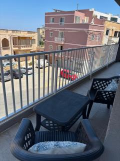 2 Bedroom Apartment in Xgħajra with hot tub near the sea - 7