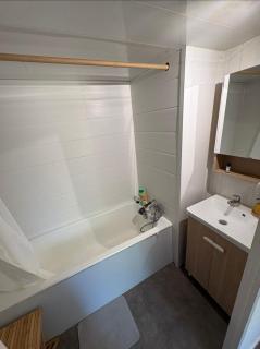 Gîte familial 4 chambres 8-10 personnes Eguzon - 9
