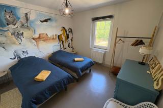 Gîte familial 4 chambres 8-10 personnes Eguzon - 2