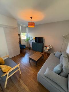 Gîte familial 4 chambres 8-10 personnes Eguzon - 1