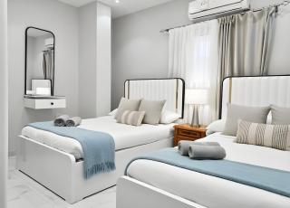 Sea view central luxury apartment 212 - 4