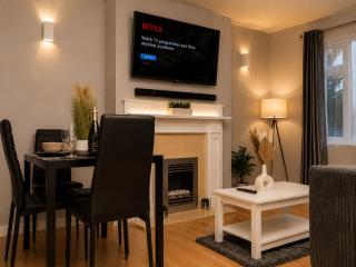 Cosy 2 Bedroom Home, Free Parking - 8