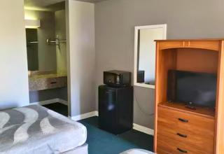 2 Double Beds Hotel Studio 003 - 1