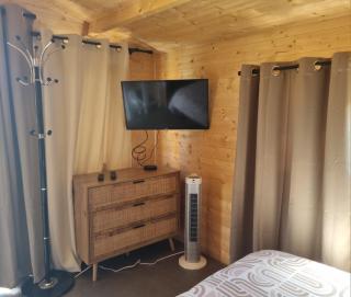 Chez IZZA - chambres ou chalet au calme - 2