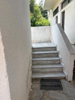 Nella's Holiday Apartment - 2
