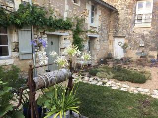 3Bedrooms-Sleeps6-WiFi-Fireplace -  - 4