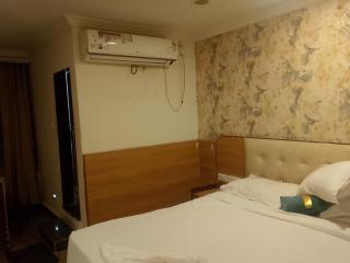 Hotel Hyderabad Grand - 4